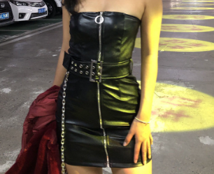 Women Sexy Party Strapless Zipper Pu Bodycon Dress with Chain and Belt