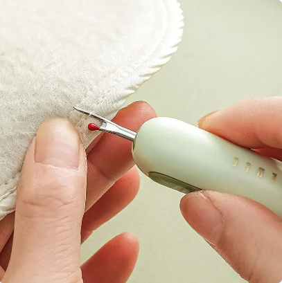 2 in 1 Needle Threader Seam Ripper Sewing Tools DIY Threading&Seam Quick Sewing Threader Tool DIY Sewing Accessories Needle Work