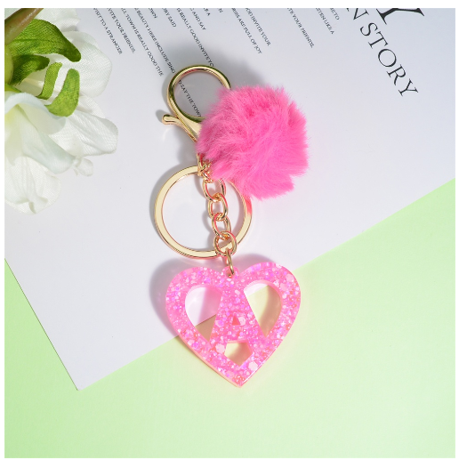 Pink Heart A-Z 26 Initials Keychain With Furball Fashion Letter Resin Keyring For Women Bag Ornaments Car Key Accessories Gifts A