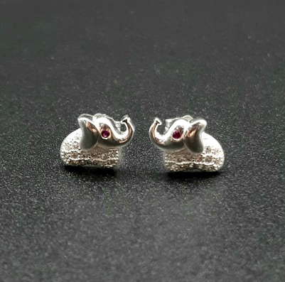 Unisilver 925 Sterling Silver Lady's Earring studs