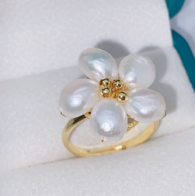 Natural Freshwater Pearl Five Petal Flower Ring With Inset Style