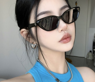 Vintage Black UV400 Protection Lens Cat Eye Sunglasses for Women Men Outdoor Anti Radiation Driving Eyewear