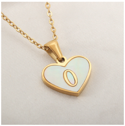 Stainless Steel 26 Letter Pendant Necklace Love Shell Card Necklace Necklace Fashion Gift for Men and Women O