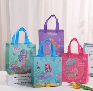 Non-woven Cartoon Mermaid Couple Non-woven Bags Children's Birthday Gift Bags Food Takeaway Clothing Tote Bags