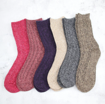 Women Socks Fashion Lady Yarn Design Creative Knitted Retro Socks For Spring Autumn