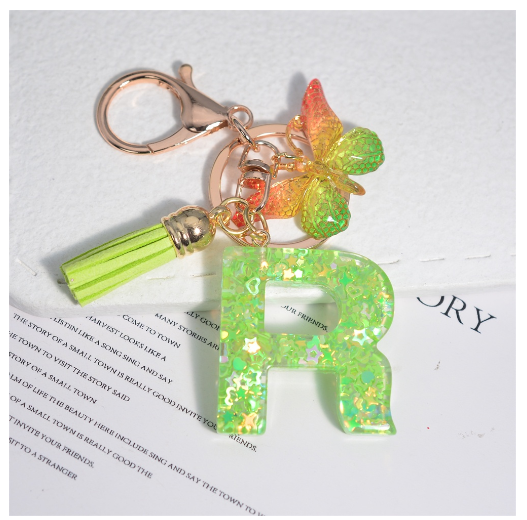 Glitter Green 26 Letter Resin Keychain Fashion Sequin Filled A-Z Alphabet Keyrings For Women Car Key Holder Accessories Souvenir R
