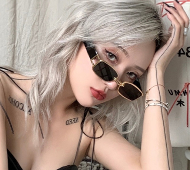 New Small Frame Rectangle Sunglasses For Women 2021 Luxury Brand Designer Retro Square Sun Glasses Female Personality Shades