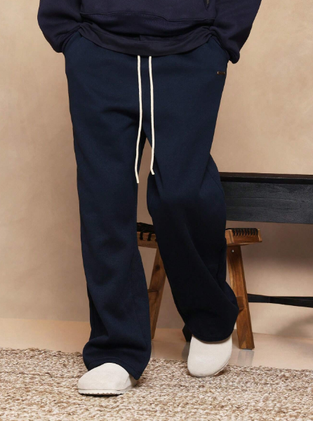 SUMWON Straight Fit Essential Jogger