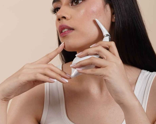 Dolphin Face-Lift and Rejuvenating Device