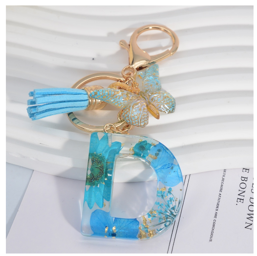 Sweet Blue Daisy A-Z Letter Keychains Fashion Butterfly 26 Resin Keyrings With Tassel Car Key Holder Accessories Pendant Gifts D