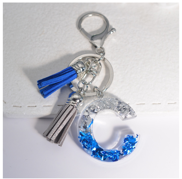 Exquisite 26 Initials A to Z Sea Glacier Resin Keychain Sequin Filling Keyring Blue Gray Tassel Pendant Handbag Accessories Gift C