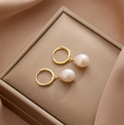 Natural freshwater pearl earrings 18K Gold plated earrings