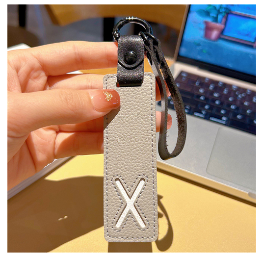 Creative PU Leather Letter Keychains Fashion Colorful Square Alphabet Keyrings Car Key Holder Accessories Bag Ornament Gifts X