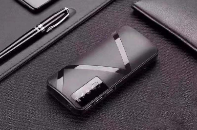 3USB CCharger Power Bank with screen