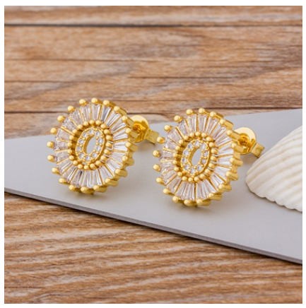 26 Initial Letter Earrings for Women Hypoallergenic Accessories Cute Alphabet AAA CZ Gold Stud Hikaw Jewelry O