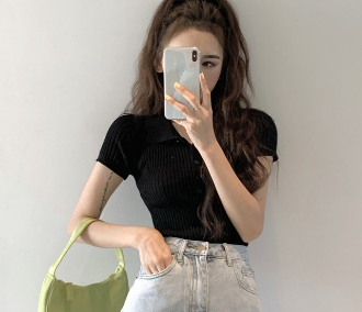 Young Lady Chic Design Polo Neck Knitted T-shirt