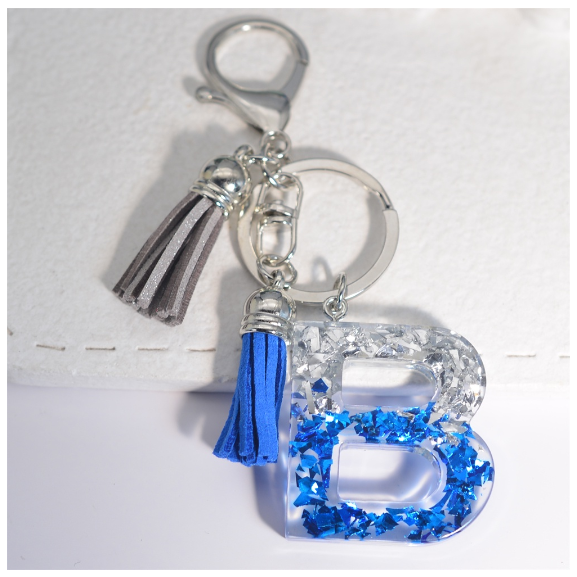 Exquisite 26 Initials A to Z Sea Glacier Resin Keychain Sequin Filling Keyring Blue Gray Tassel Pendant Handbag Accessories Gift B