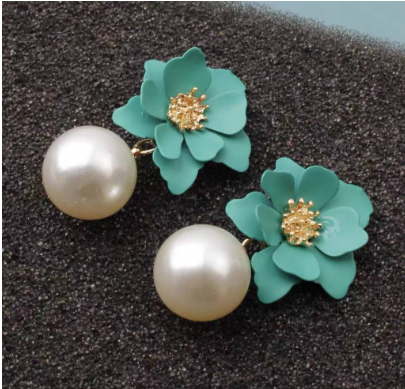 Hypoallergenic Korean Elegant Pearl Earrings
