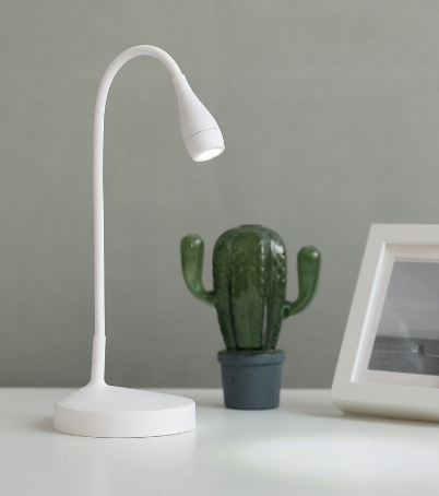 MINISO 1200mAh Table Lamp Model CJD2102A White