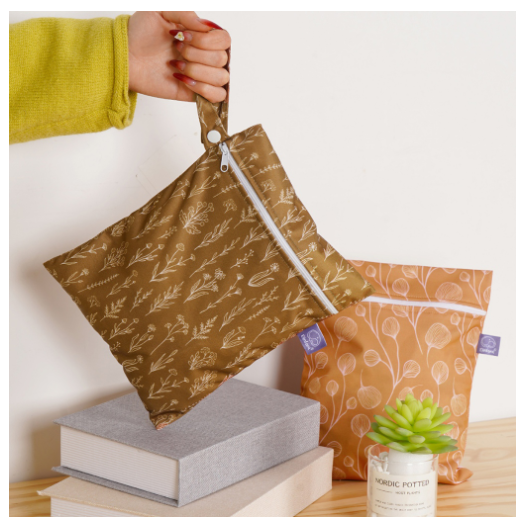 Elinfant 2 Pcs-Set Mini Eco-friendly Portable Waterproof Snack Bag Washable Reusable Baby Diaper Bag D011