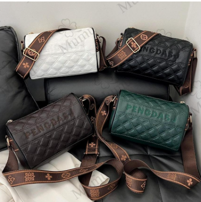 Mumu 5031 Quilted Pillow Bag Boston Retro Women's All-Matching Wide Shoulder Strap Sling Bags