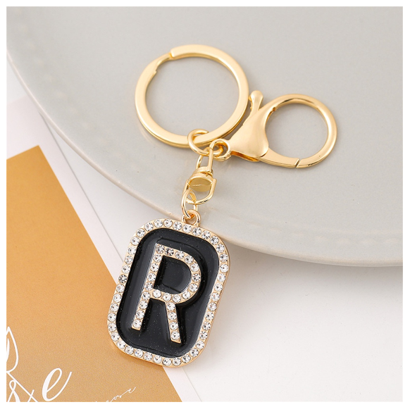 Exquisite Rhinestone 26 Letter Keychain Simple Black Enamel Initials Keyrings For Women Bag Pendant Ornament Car Keyholder Gifts R
