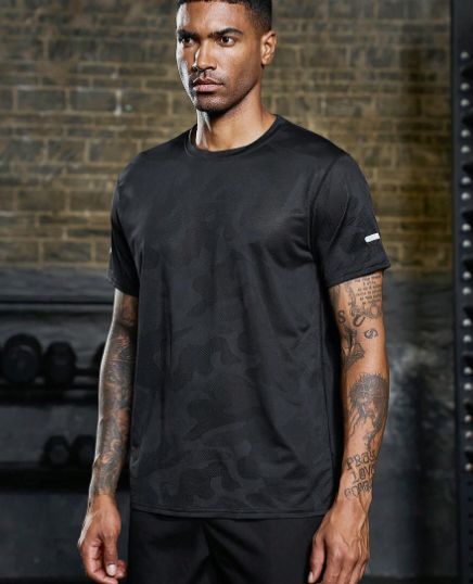 Manfinity Fitness Men Camo Print Sports Tee Workout Tops