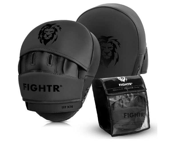 FIGHTR® Premium Punching Mitts - Ideal Padding & Stability | Boxing Mitts for Martial Arts incl. Carry Bag | Focus Pads for Boxing, MMA, Muay Thai,