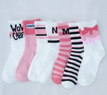 Women's Mid length Socks Four Seasons Pink Ins Fashion Versatile Letter Long Sleeve Student Socks