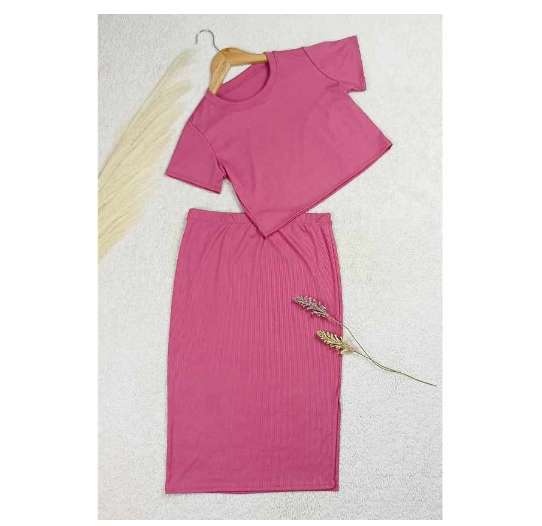 Maternity Knitted Top and Skirt with Slit T16