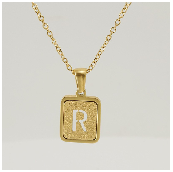 Fashionable 18K Stainless Steel Hollowed Out 26 Capital Letters Necklace for Womens Titanium Steel Letter Pendant Collarbone Chain R