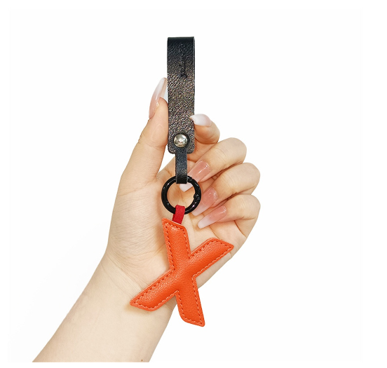 Creative PU Leather 26 Letter Keychains Fashion Alphabet Keyrings Handbag Ornaments Pendant Car Key Holder Accessories Gifts X