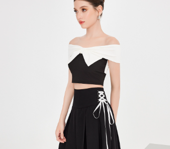 Lovito Cute Plain Bow Colorblock Tank Top for Women L51ED068 Black and White