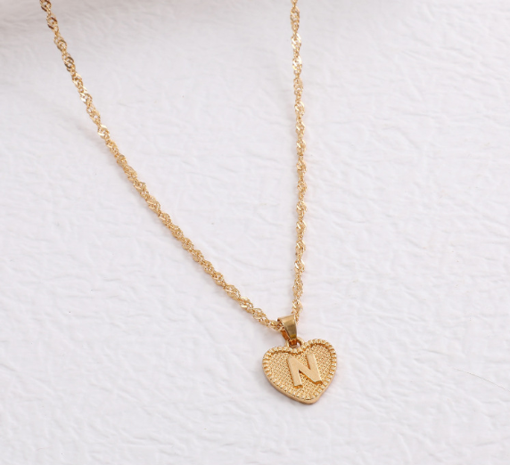 26 Letter Necklace for Women Fashion Initial A-Z Heart Love Necklace Pendant Wedding Accessories Gift N