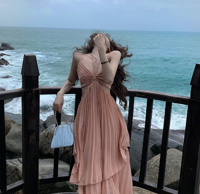 Fashion Backless Dresses