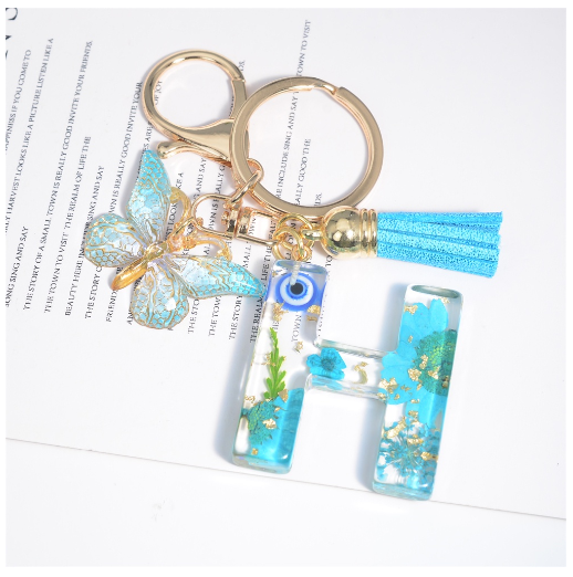 Exquisite Dried Flower Filled 26 Letter Keychain With Butterfly Pendant Fashion A-Z Name Initials Keyrings Car Key Holder Gifts H