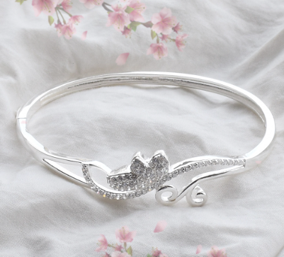 925 Italy Silver Classic Butterfly With Stone Bangle For Ladies