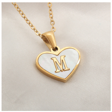 Stainless Steel 26 Letter Pendant Necklace Love Shell Card Necklace Necklace Fashion Gift for Men and Women M