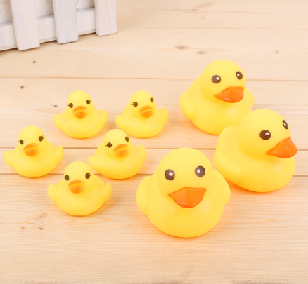 KUUQA Rubber Ducky Bath Toy Baby Bath Toy Float and Squeak Mini Small Yellow Ducks Bathtub Toys