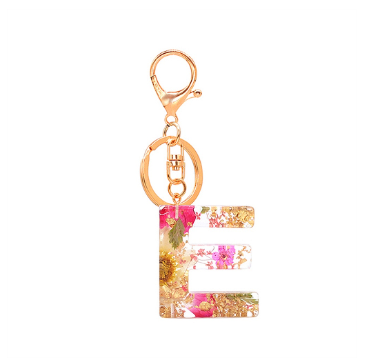 A-Z 26 Letter Pendant Keychains Resin Dried Flower Alphabet Keyring Charm Women Cute Bag Ornamant Accessories Gifts E