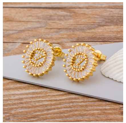 26 Initial Letter Earrings for Women Hypoallergenic Accessories Cute Alphabet AAA CZ Gold Stud Hikaw Jewelry Z
