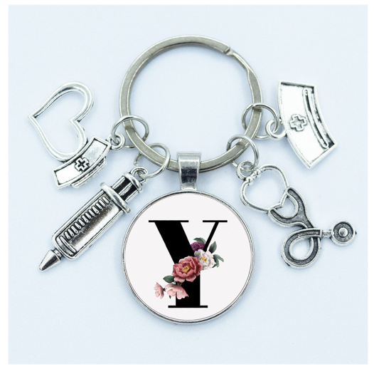 1Pcs Creative Stethoscope Syringe 26 Letter Keychains Nurse Cap Initials Metal Keyrings Bag Ornaments Charms Gifts Souvenir Y