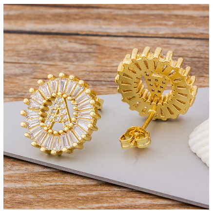 26 Initial Letter Earrings for Women Hypoallergenic Accessories Cute Alphabet AAA CZ Gold Stud Hikaw Jewelry N