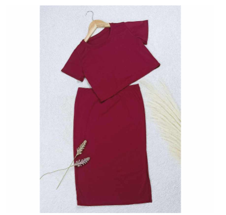 Maternity Knitted Top and Skirt with Slit MC19