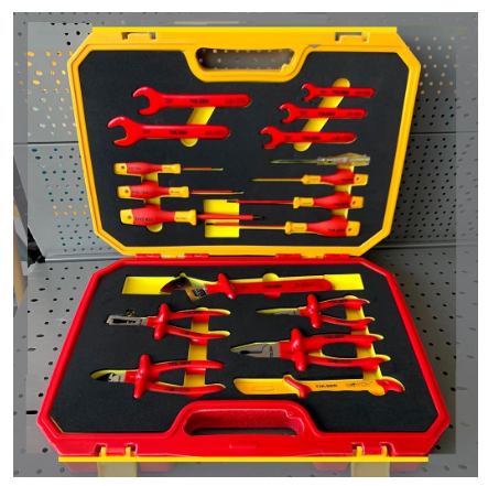 Tolsen Premium VDE 18pcs Insulated Hand Tools (w/ Case)