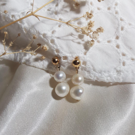 Dangling Pearl Earrings Drop  Korean Fashion Dancing Earrings Women's Dangle Loop Hoop Stud
