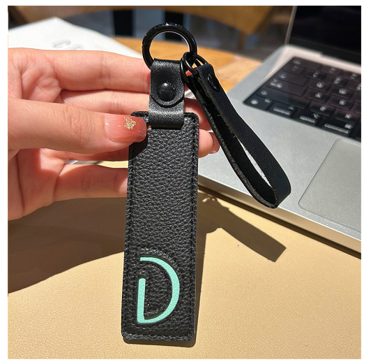 Creative PU Leather Letter Keychains Fashion Colorful Square Alphabet Keyrings Car Key Holder Accessories Bag Ornament Gifts D
