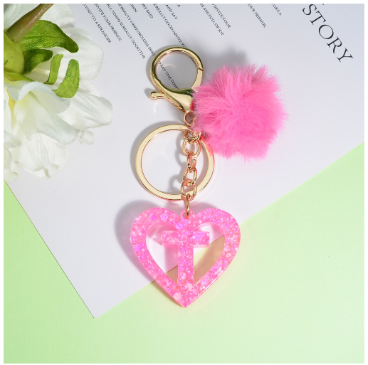 Pink Heart A-Z 26 Initials Keychain With Furball Fashion Letter Resin Keyring For Women Bag Ornaments Car Key Accessories Gifts T