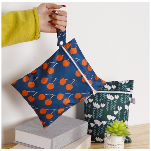 Elinfant 2 Pcs-Set Mini Eco-friendly Portable Waterproof Snack Bag Washable Reusable Baby Diaper Bag D015