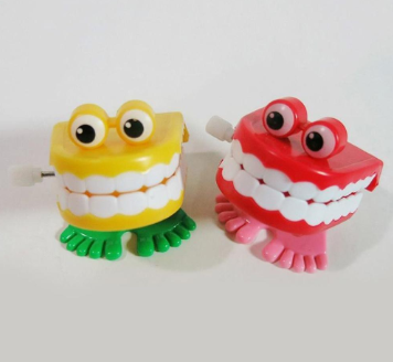Cartoon Jumping Tooth Kids Dental Educational Clockwork Wind-up Toy